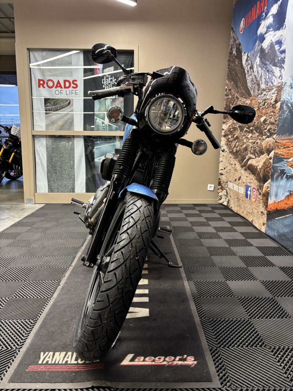 YAMAHA XV 950 BOLT R 4