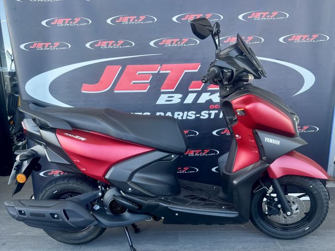YAMAHA RayZR 125 4