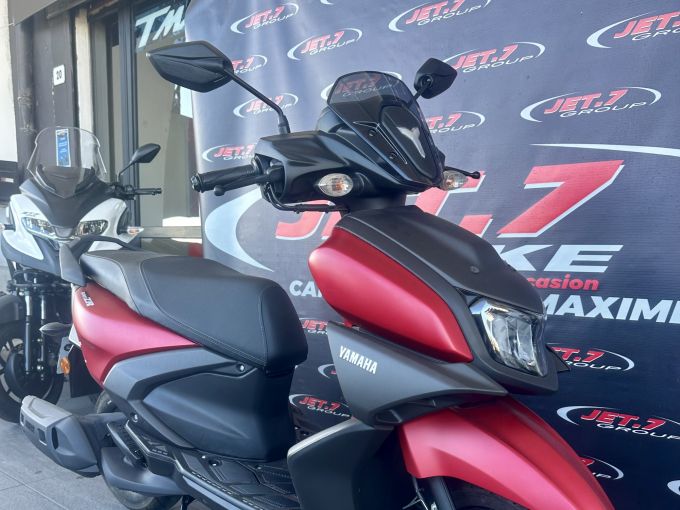 YAMAHA RayZR 125 4