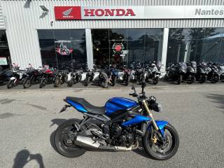 TRIUMPH STREET TRIPLE 675 - 2013