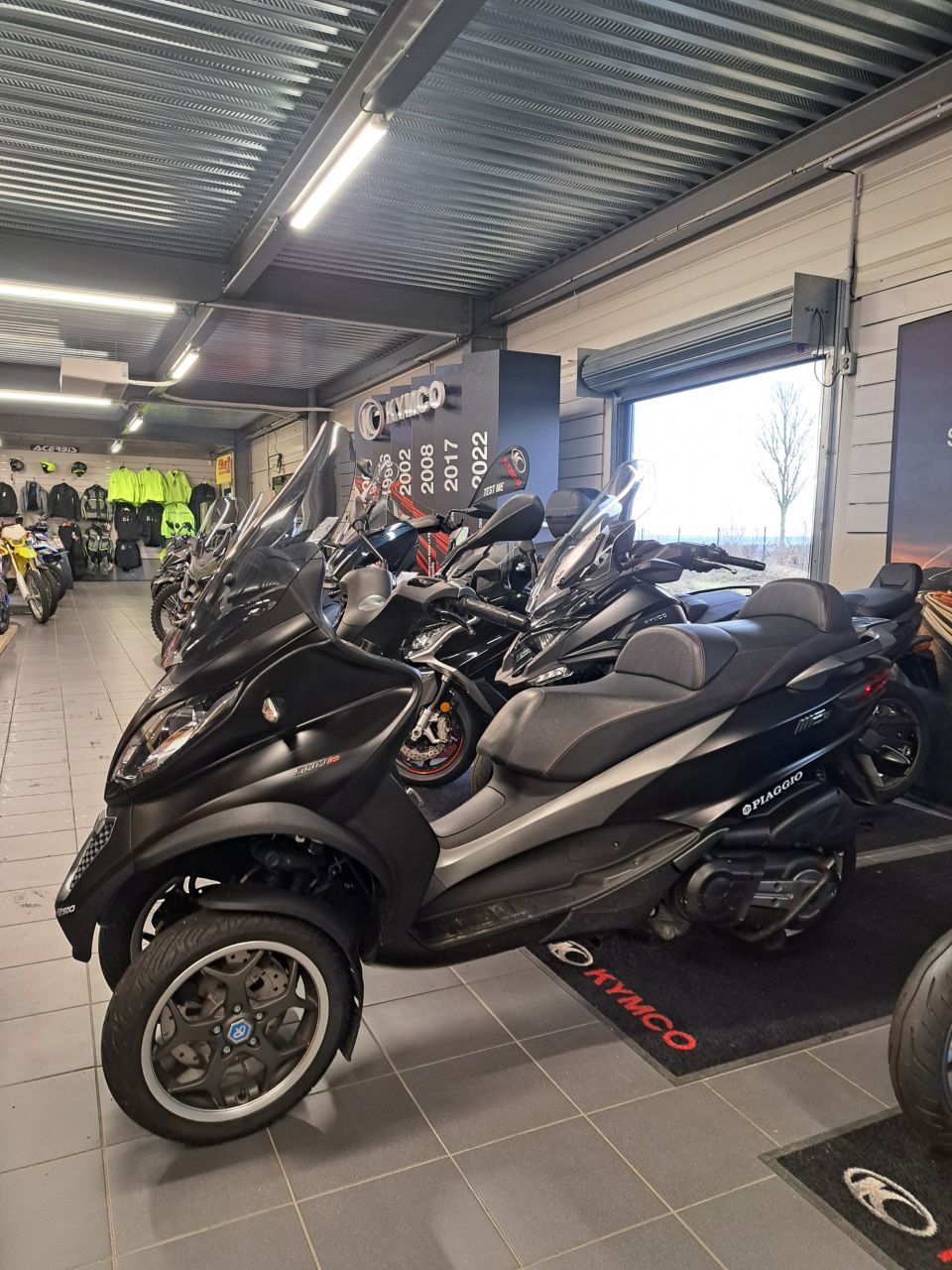 PIAGGIO MP3 500 HPE SPORT ABS/ASR 4