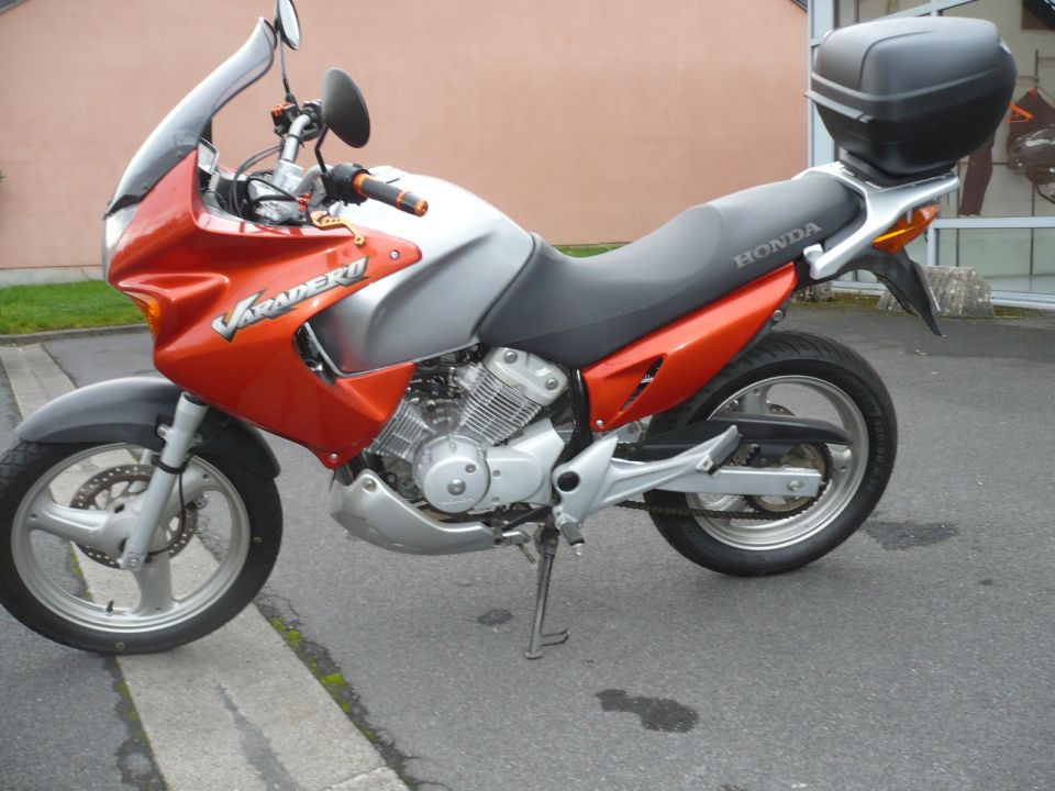 HONDA VARADERO 125 4