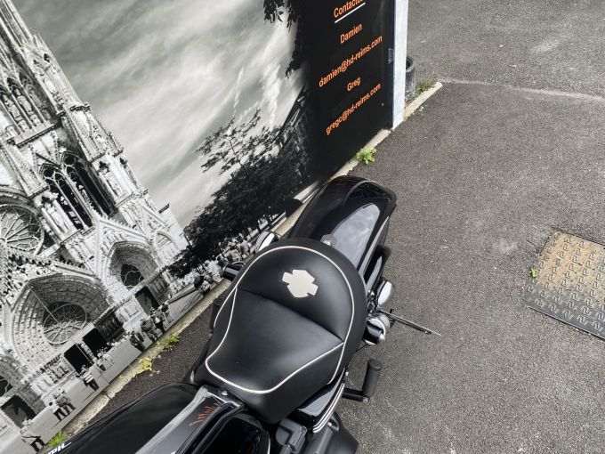 HARLEY-DAVIDSON DYNA WIDE GLIDE 1584 4