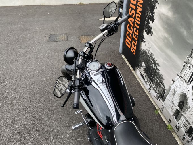 HARLEY-DAVIDSON DYNA WIDE GLIDE 1584 4