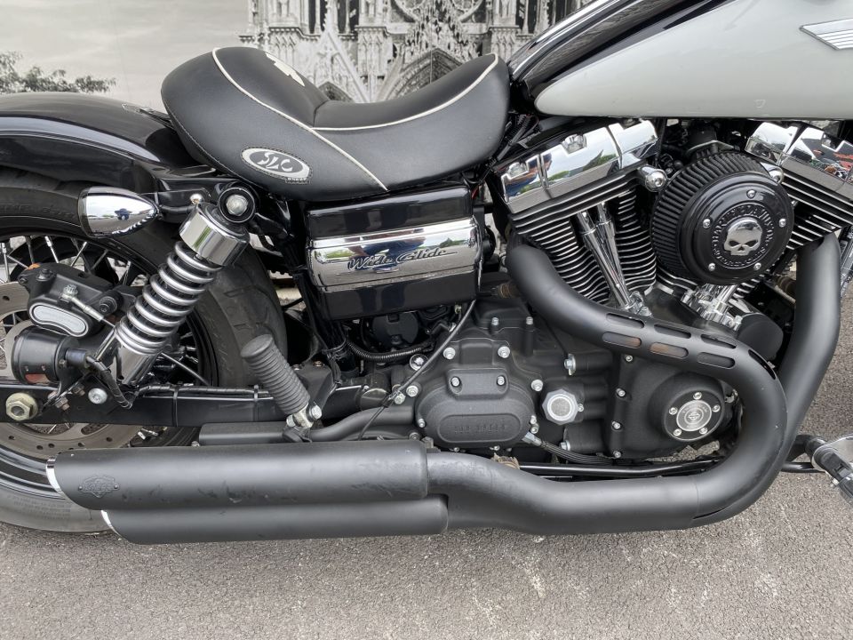 HARLEY-DAVIDSON DYNA WIDE GLIDE 1584 4