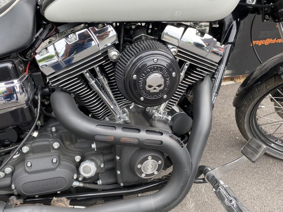 HARLEY-DAVIDSON DYNA WIDE GLIDE 1584 4