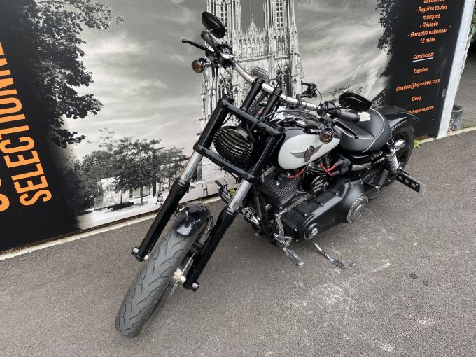 HARLEY-DAVIDSON DYNA WIDE GLIDE 1584 4