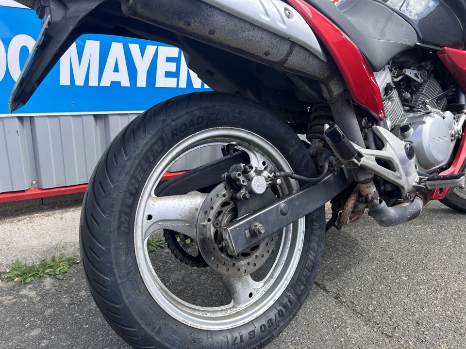 HONDA VARADERO 125 4