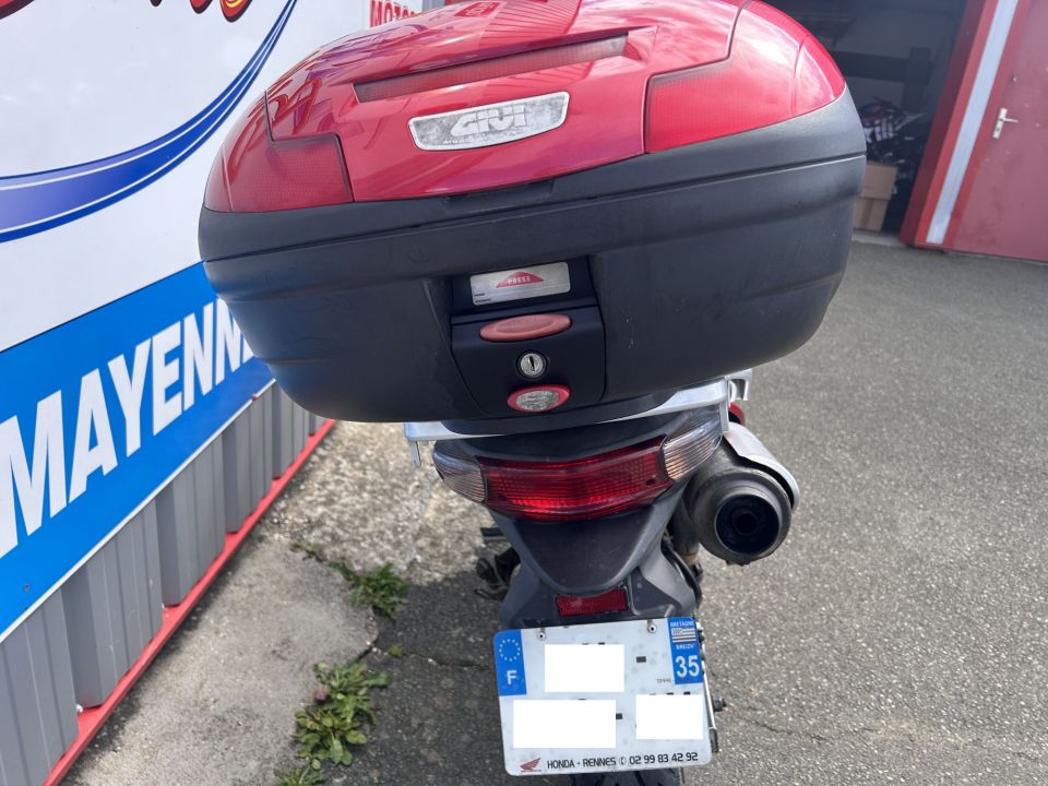 HONDA VARADERO 125 4