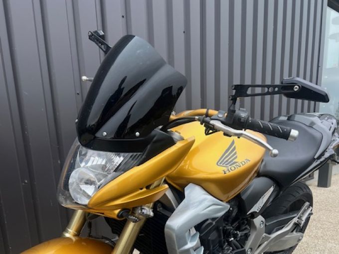 HONDA CB 600 F HORNET 4