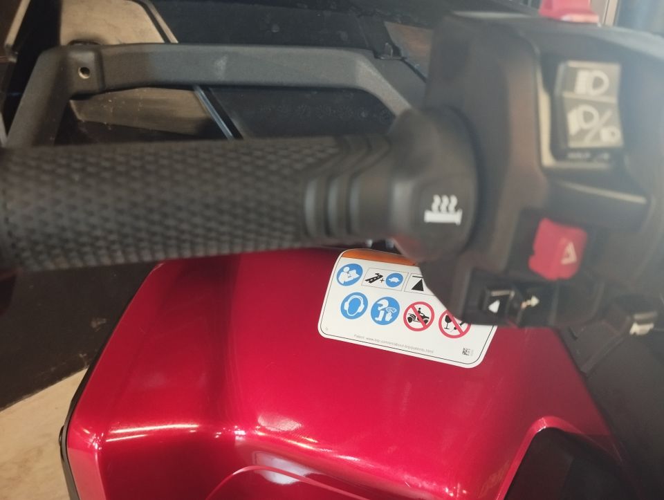 CAN-AM Outlander 850 XT 4