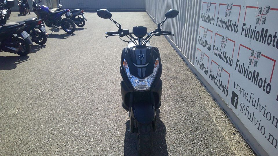 PEUGEOT STREET ZONE 50 4