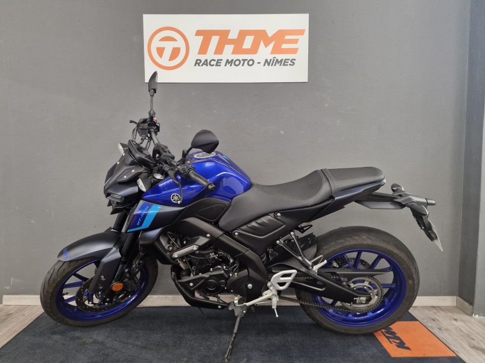 YAMAHA MT-125 ABS 4