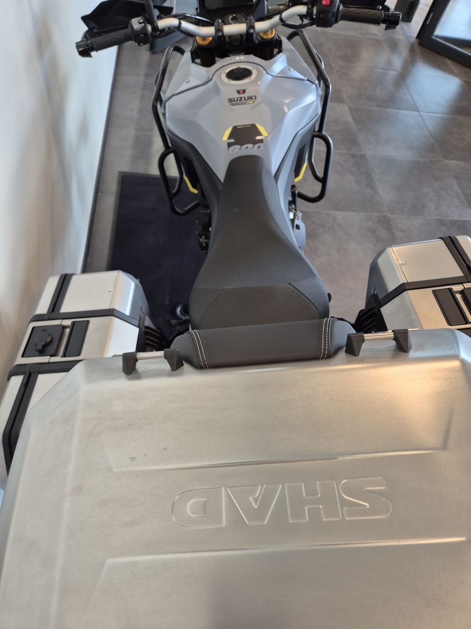 SUZUKI DL V-STROM 800DE 4