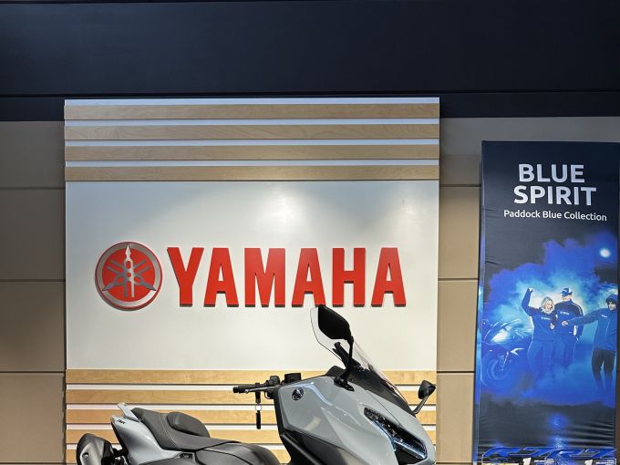 YAMAHA XP T-MAX 560 TECH MAX 4