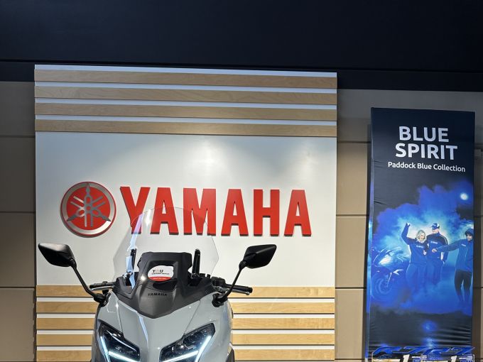 YAMAHA XP T-MAX 560 TECH MAX 4