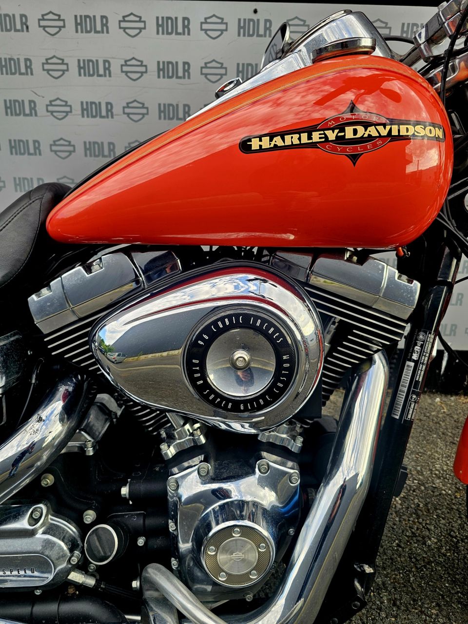 HARLEY-DAVIDSON DYNA SUPER GLIDE 1584 4