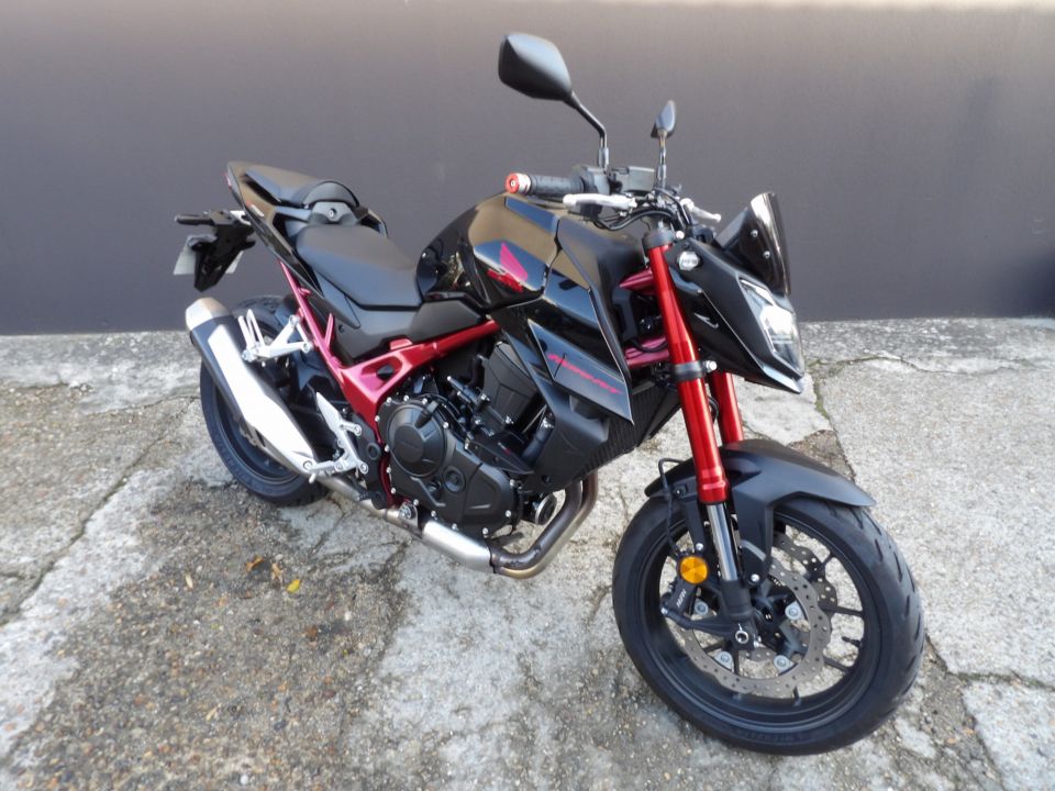 HONDA CB 750 HORNET 4