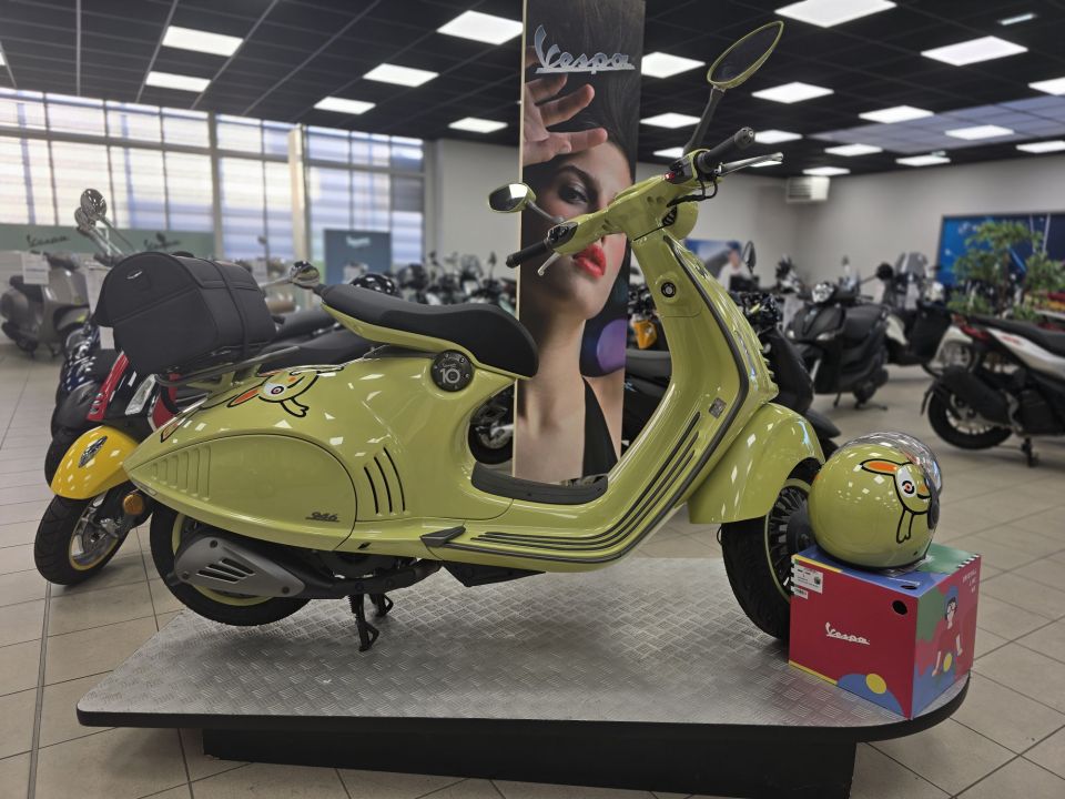VESPA 946 ABS-ASR 125 4