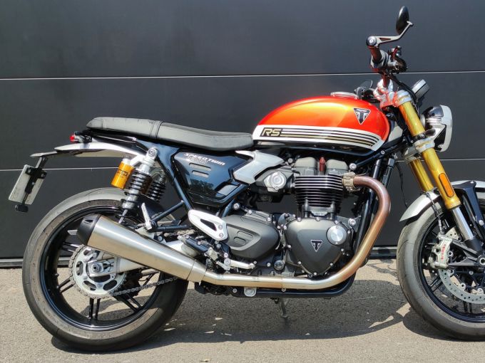 TRIUMPH SPEED TWIN 1200 4