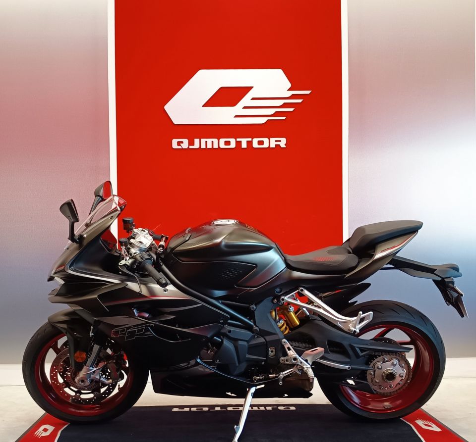 QJ MOTOR SRK 921 RR 4