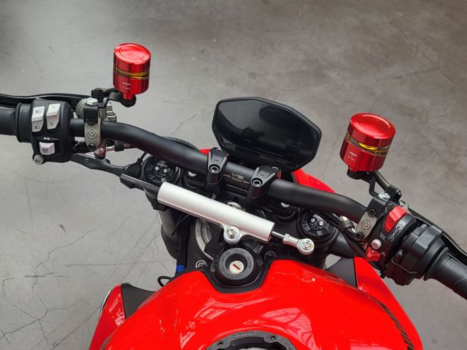 DUCATI STREETFIGHTER S 4