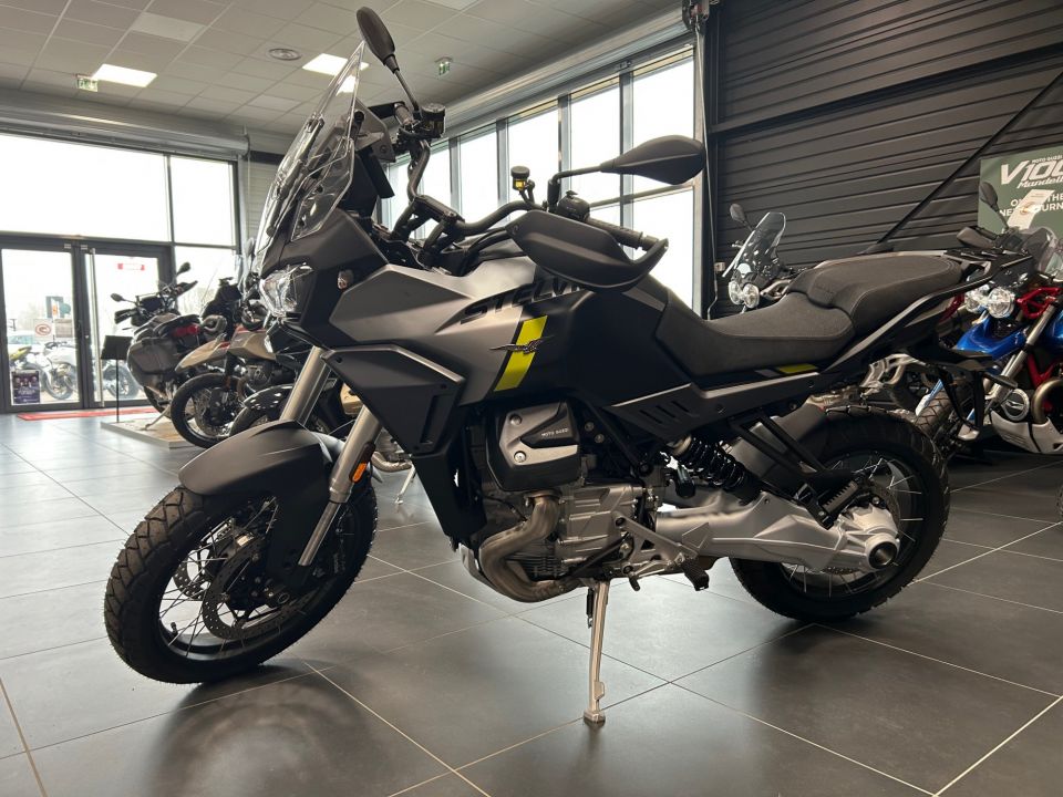 MOTO GUZZI STELVIO 4