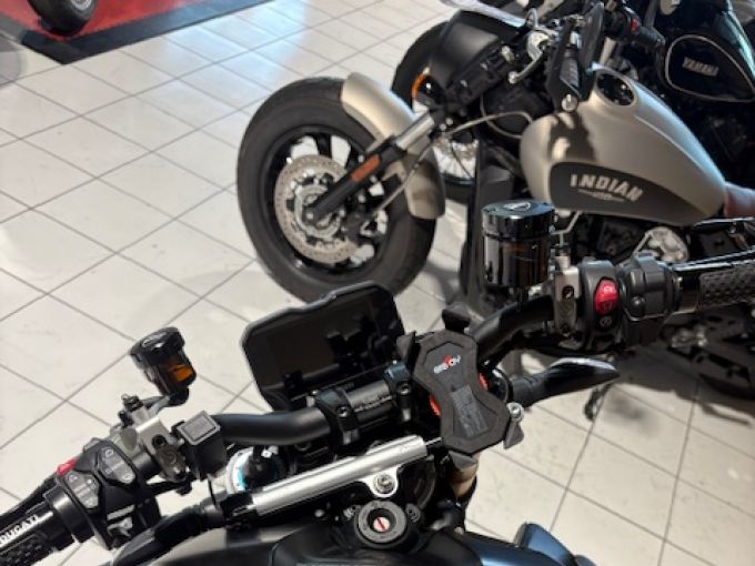 DUCATI STREETFIGHTER V4S 4