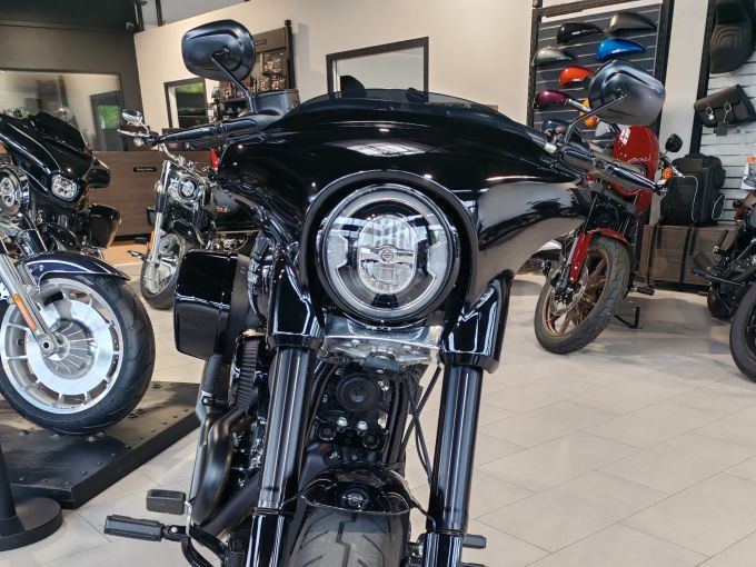 HARLEY-DAVIDSON SOFTAIL SPORT GLIDE 1745 4