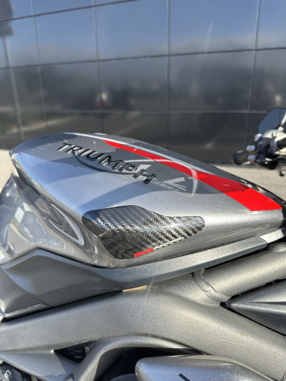 TRIUMPH STREET TRIPLE 765 RS 4