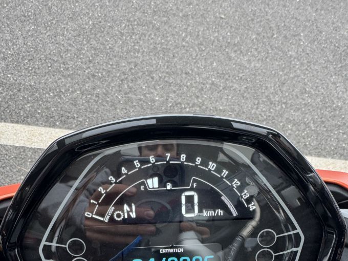 TRIUMPH STREET TRIPLE 765 R 4