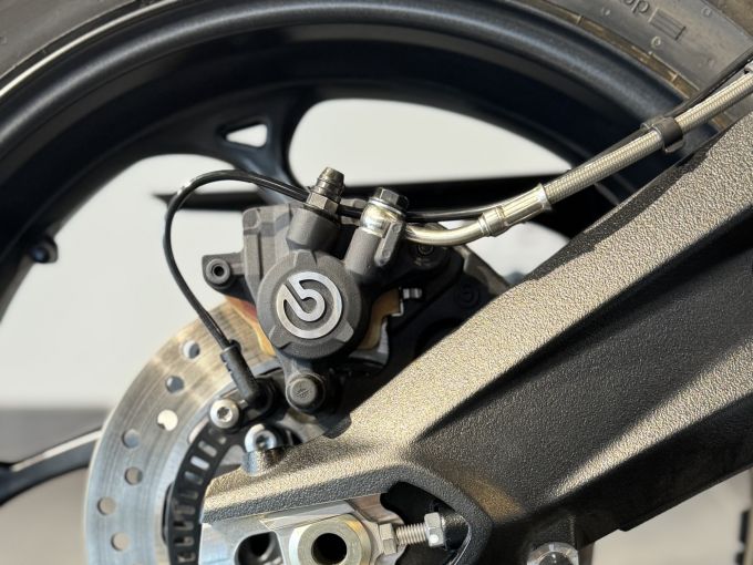 TRIUMPH STREET TRIPLE 765 R 4