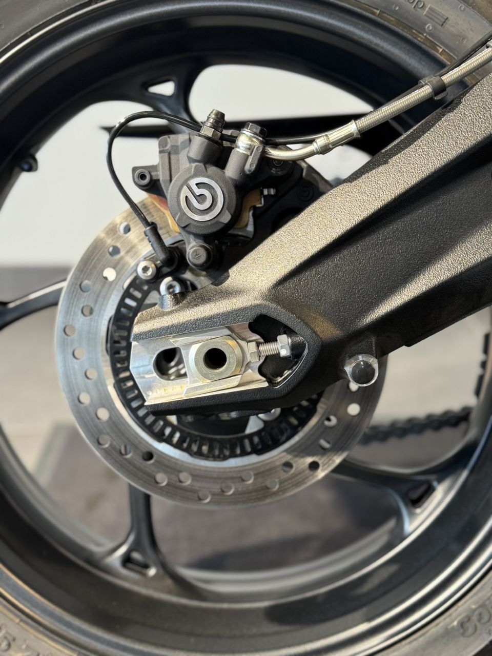 TRIUMPH STREET TRIPLE 765 R 4