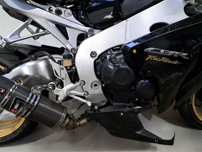 HONDA CBR 1000 4