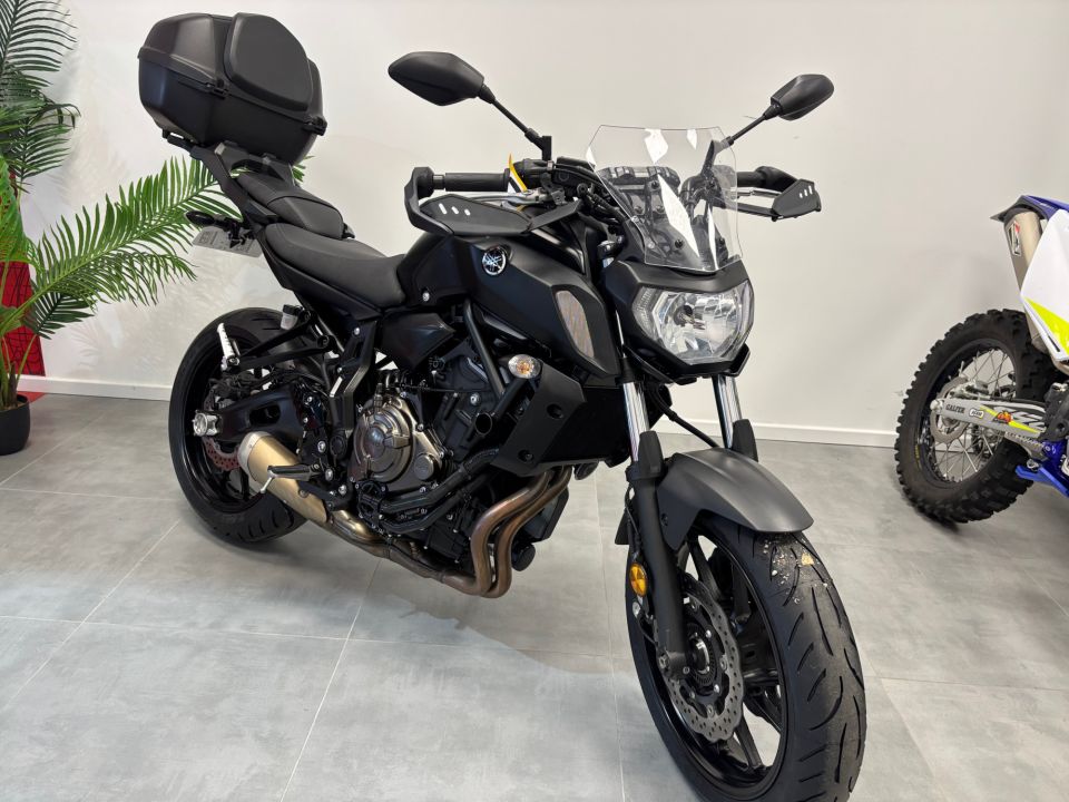 YAMAHA MT-07 35KW 4