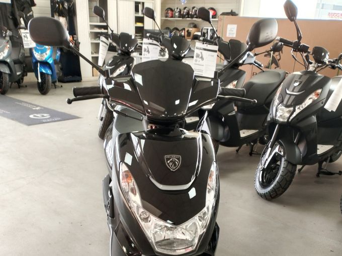 PEUGEOT KISBEE 4