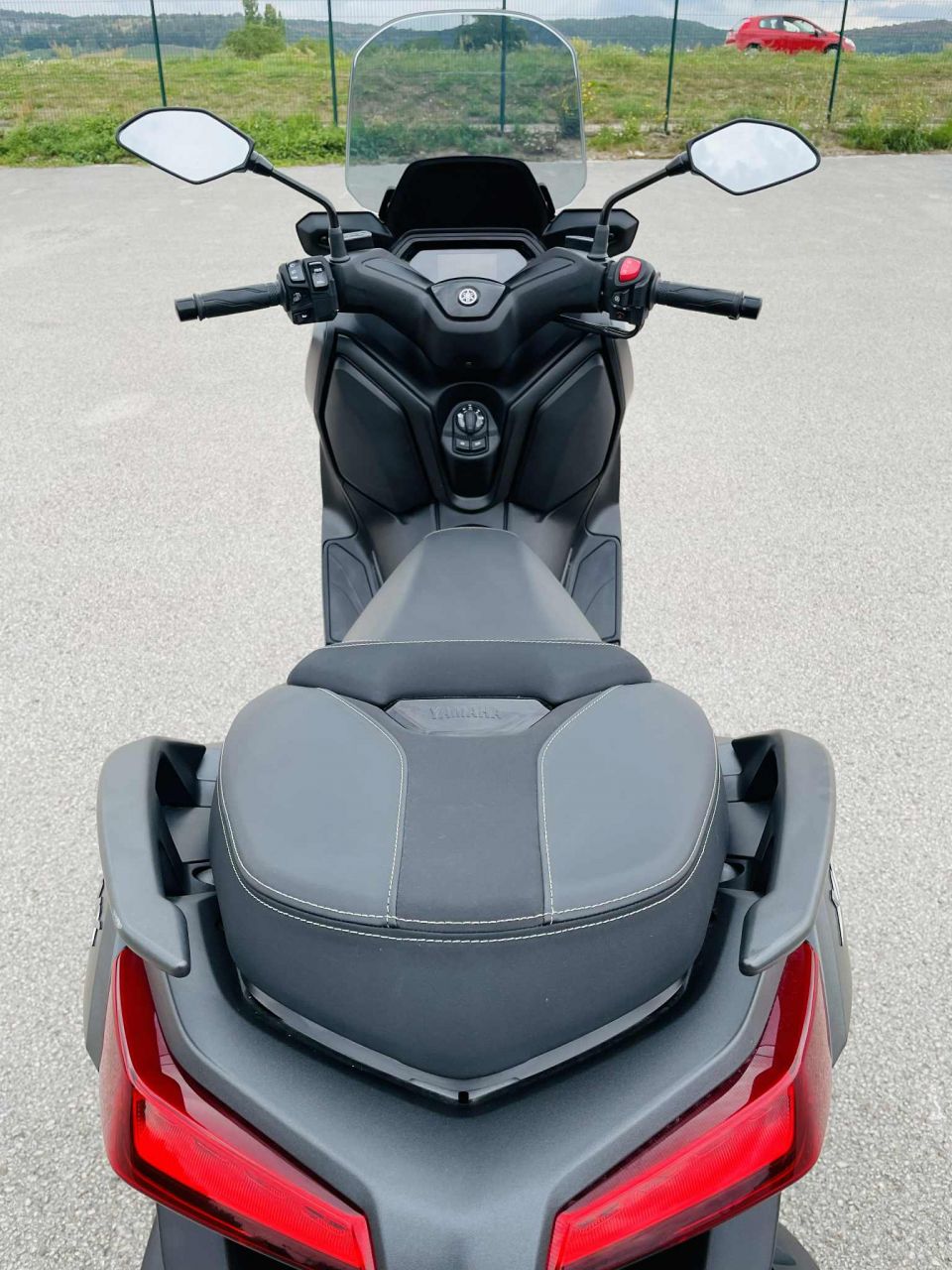 YAMAHA X-MAX 125 IRON MAX 4