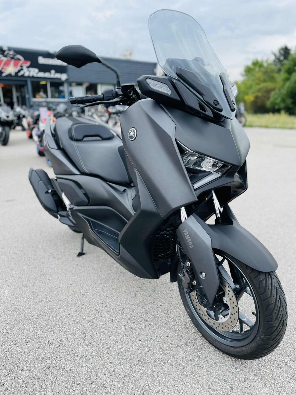 YAMAHA X-MAX 125 IRON MAX 4
