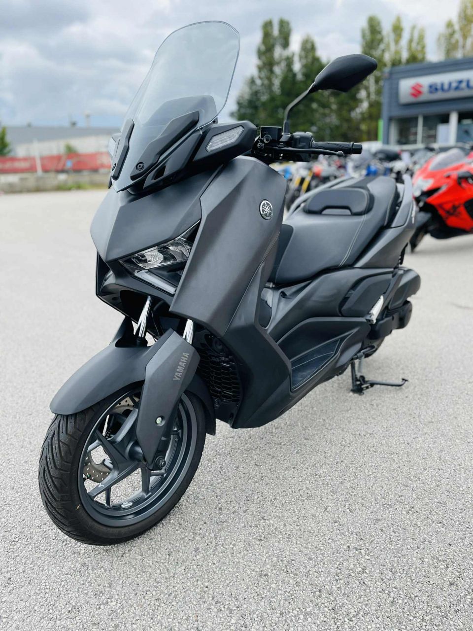 YAMAHA X-MAX 125 IRON MAX 4