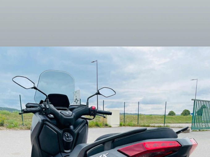 YAMAHA X-MAX 125 IRON MAX 4