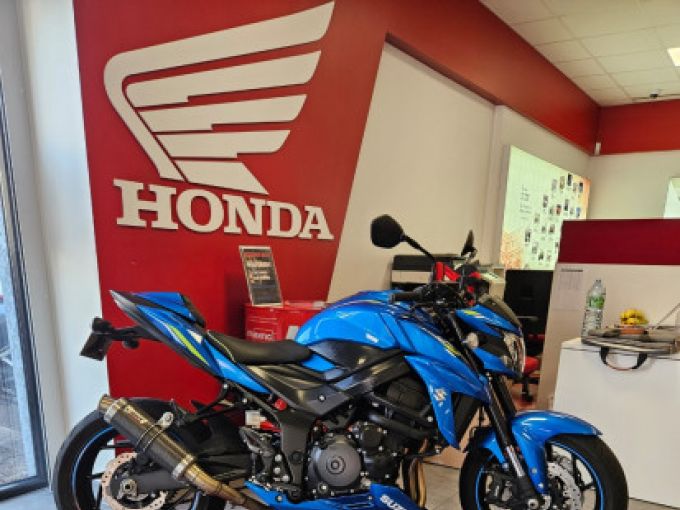 SUZUKI GSX-S 750 4