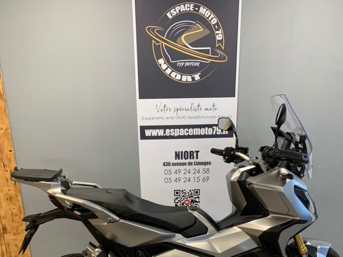 HONDA X-ADV 4