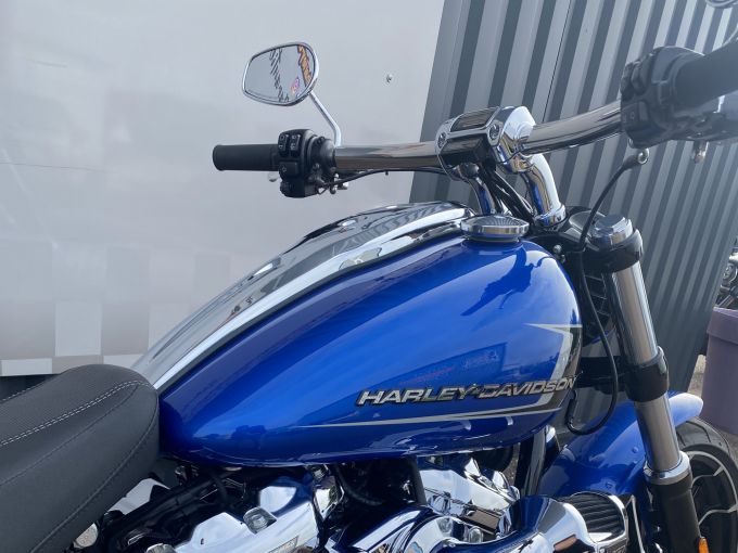 HARLEY-DAVIDSON SOFTAIL BREAKOUT 1923 4