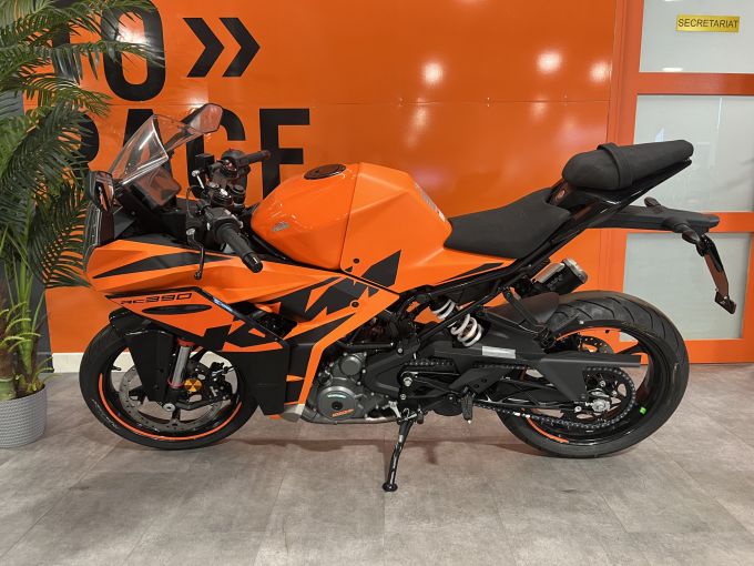 KTM RC 390 4