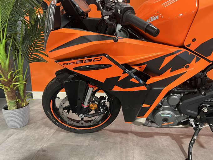 KTM RC 390 4