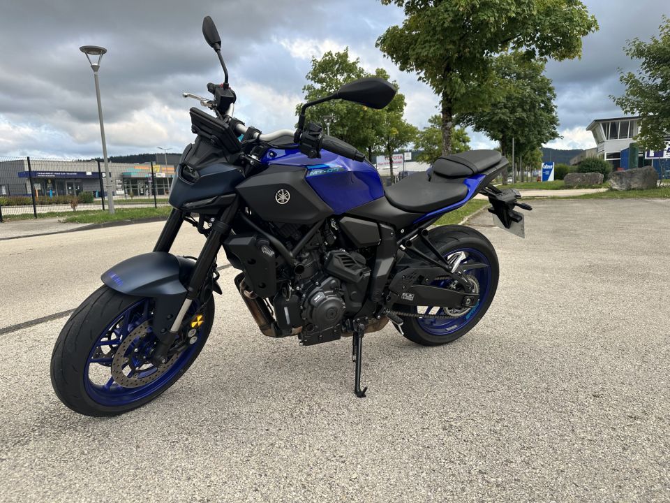 YAMAHA MT-07 Y-AMT 4