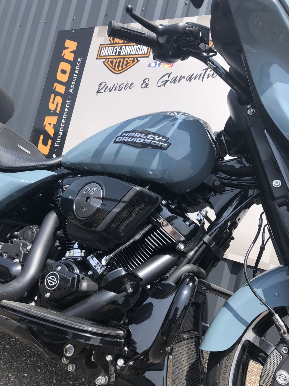 HARLEY-DAVIDSON TOURING STREET GLIDE 1923 4