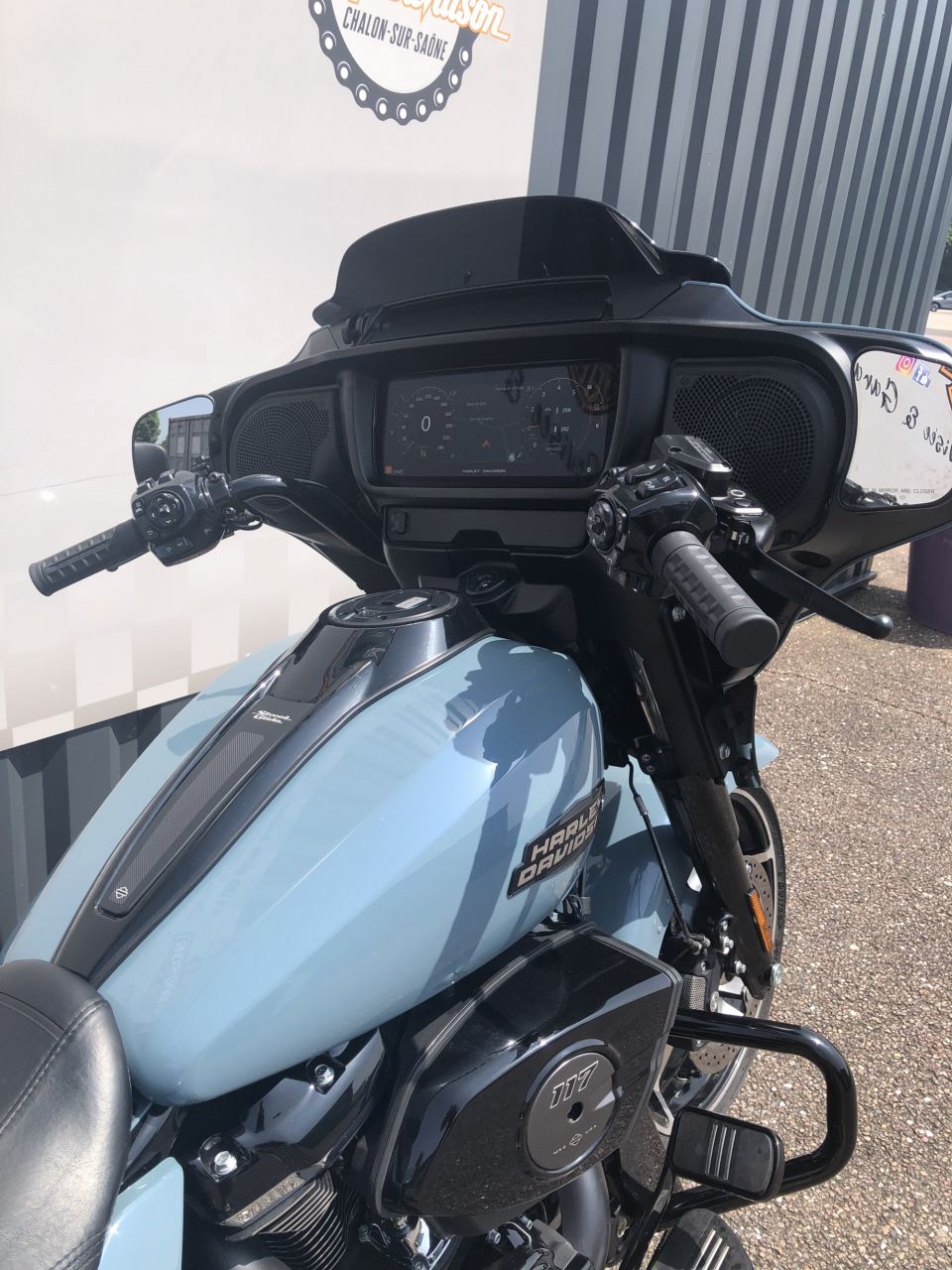 HARLEY-DAVIDSON TOURING STREET GLIDE 1923 4