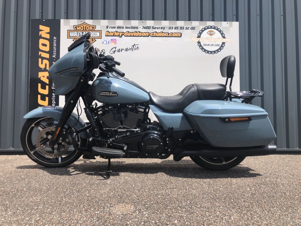 HARLEY-DAVIDSON TOURING STREET GLIDE 1923 4