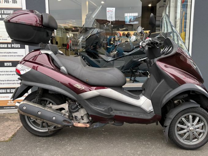 PIAGGIO MP3 400 RL 4